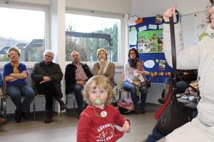 Viele große und kleine Bürgerinnen und Bürger waren der Einladung ins Stadtteilbüro gefolgt.